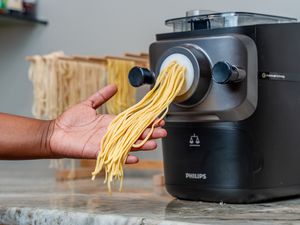 Philips Artisan Smart Pasta Maker